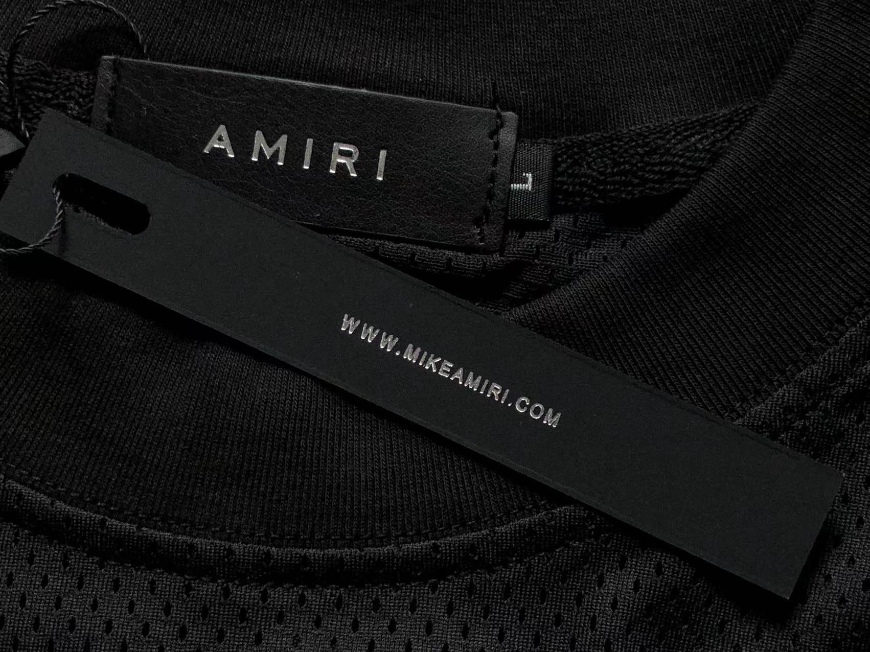 Amiri Shorts & Tshirt