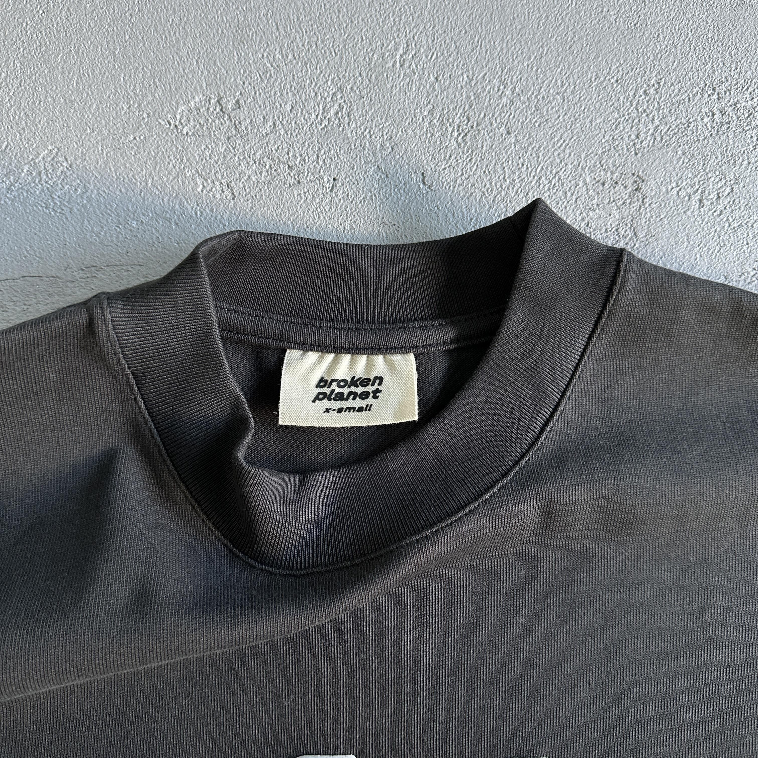 Broken P The Future is here Tshirt