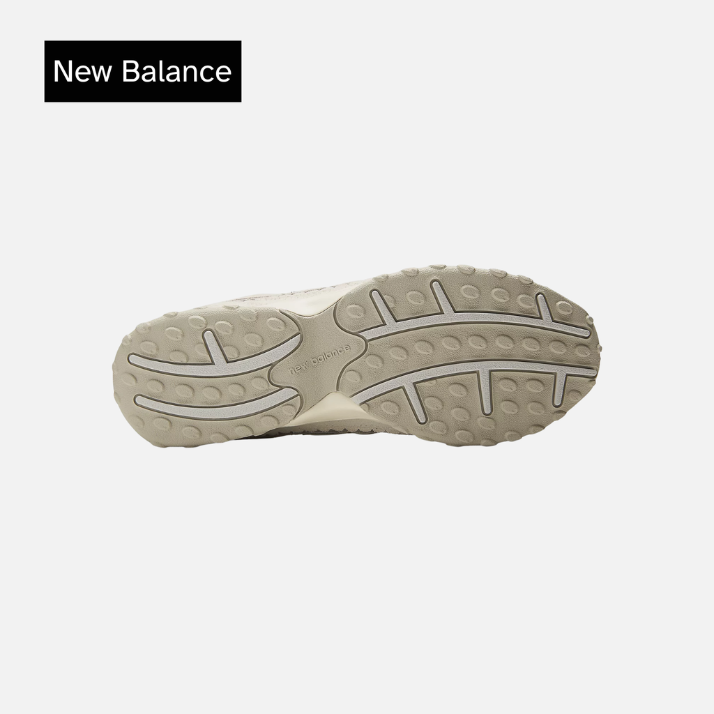 New Balance 204L Sea Salt Linen
