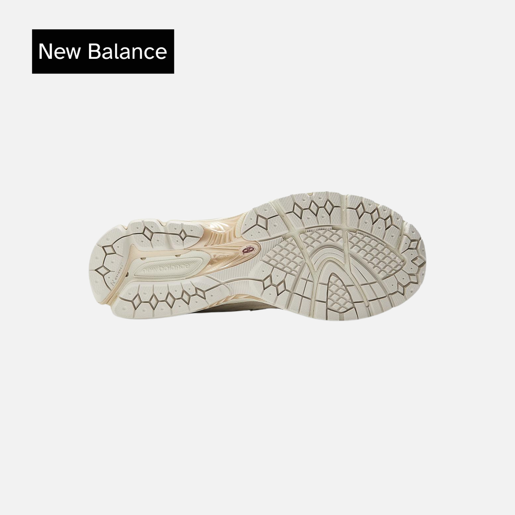 New Balance 2002R Protection Pack - Sandstone