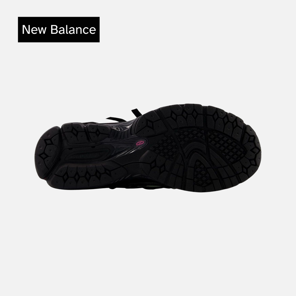 New Balance 1906A Black Dragon Berry