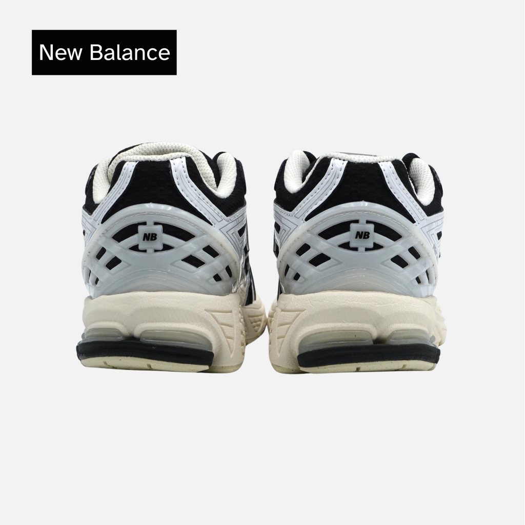 New Balance 1906 Big Kid White Black Silver