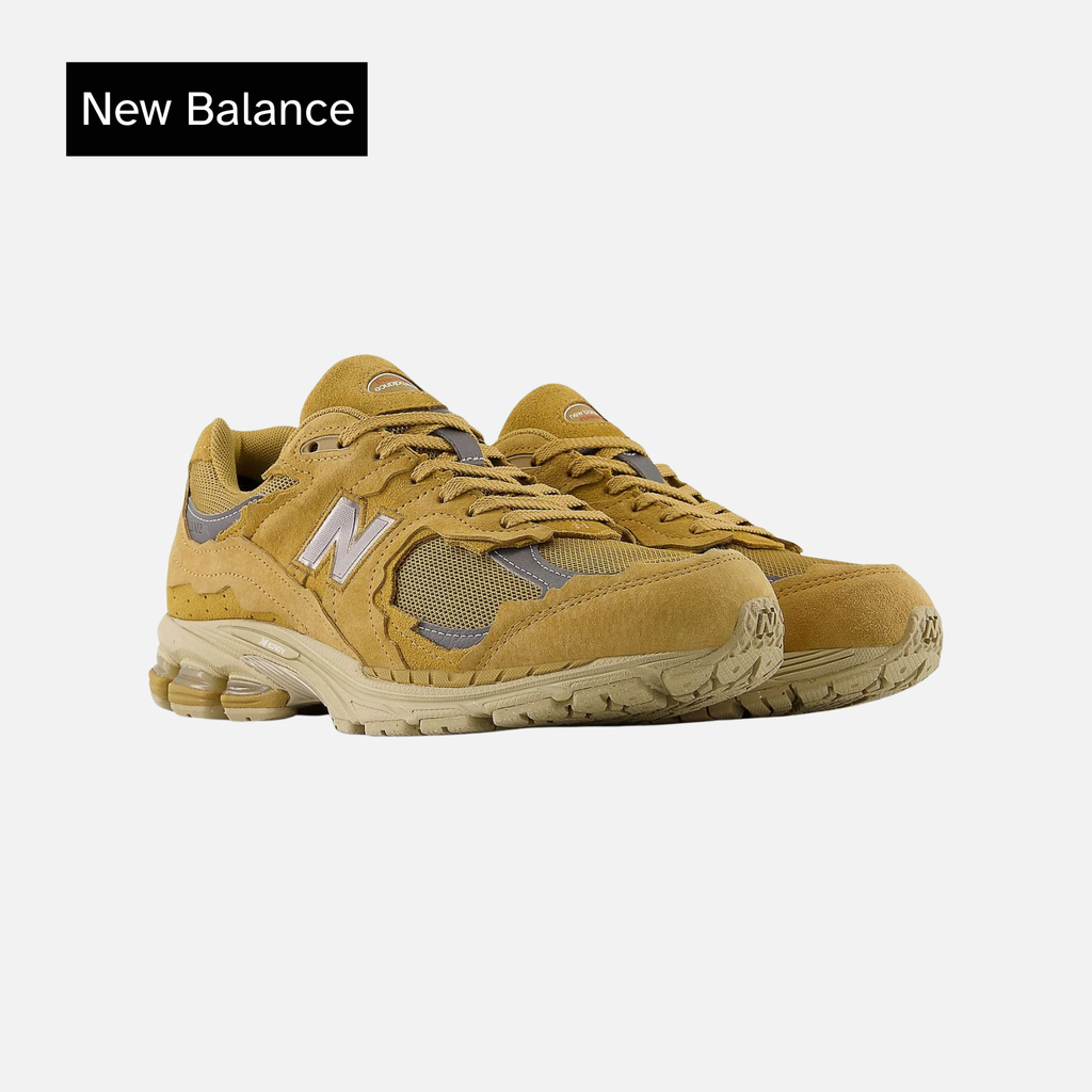 New Balance 2002R Gore-Tex Protection Pack - Stucco