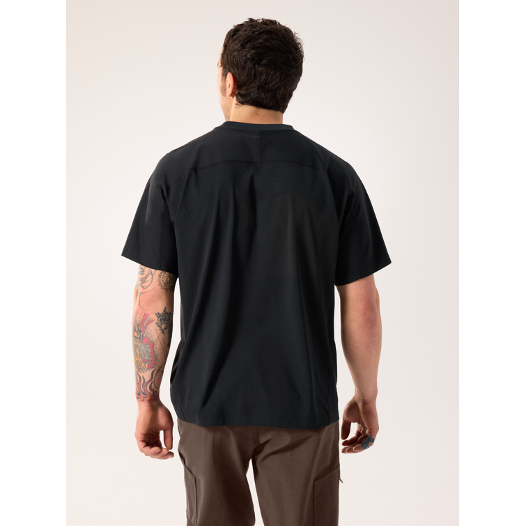 Arc'teryx Men's Konseal Pocket SS