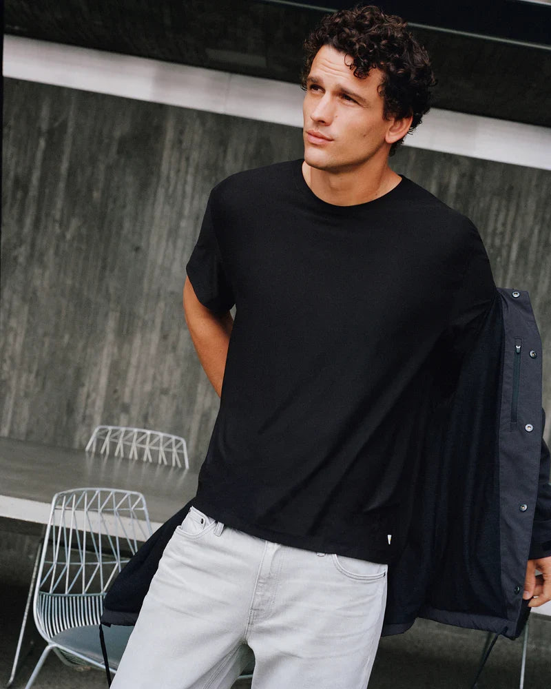 Vuori Men's Strato Tech Tee